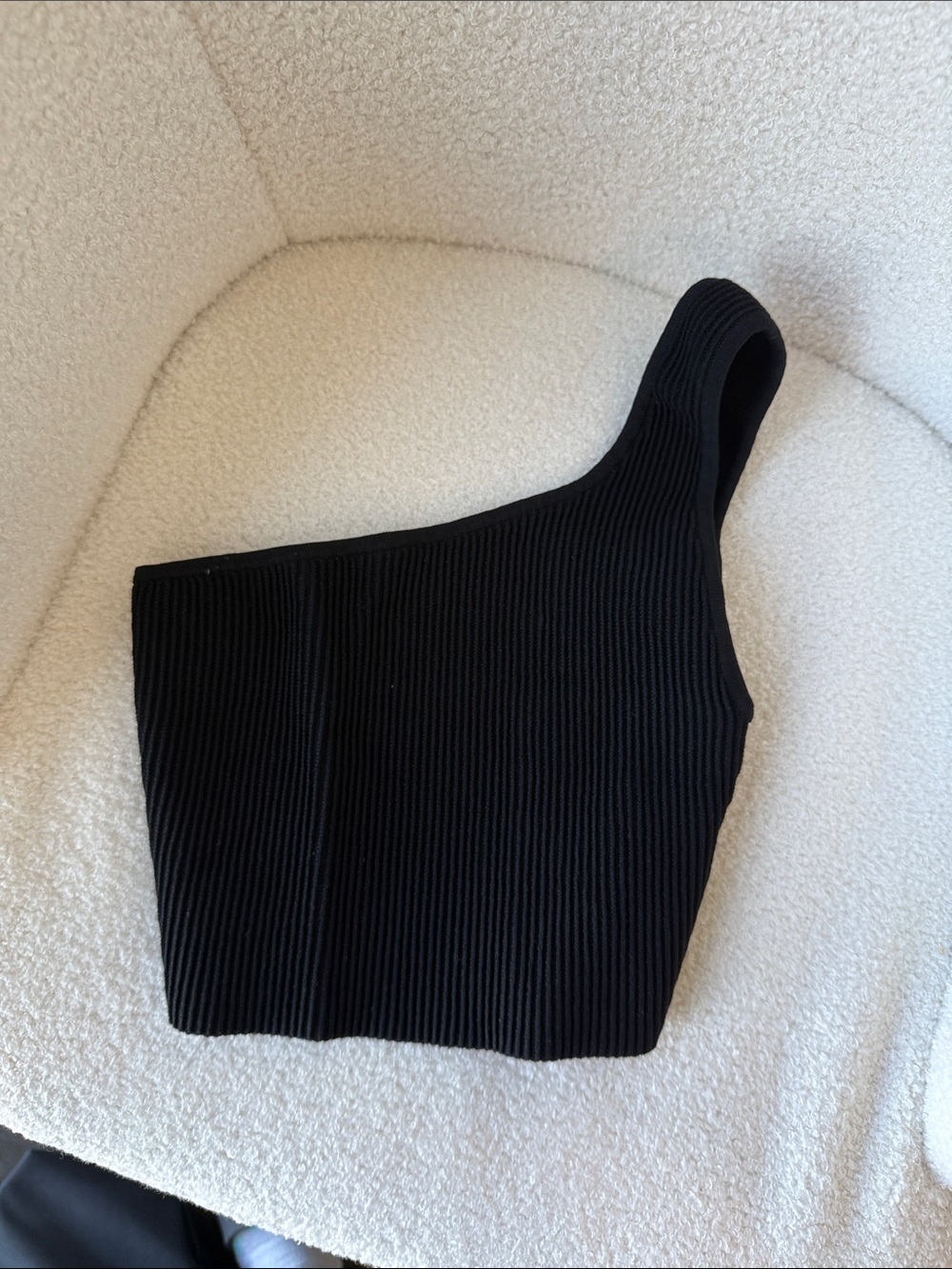 Babaton knit one shoulder cropped tank